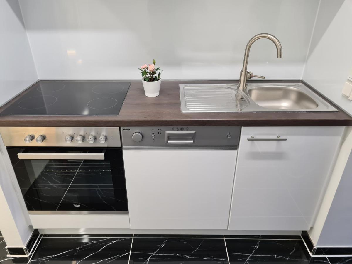 Lapi Apartment 1150 Wiedeń Zewnętrze zdjęcie